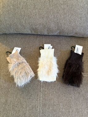Old Navy Faux Fur Fingerless Gloves - Beige, Cream, Dark Brown